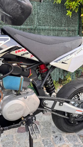 LOT DE 2 MOTOCROSS YCF 150, RXF 190