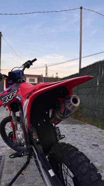 LOT DE 2 MOTOCROSS YCF 150, RXF 190