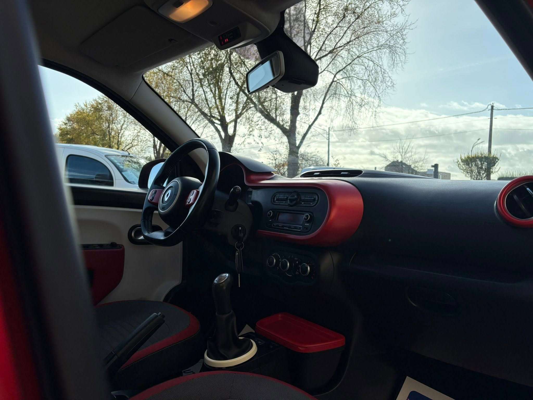 Renault Twingo Twingo 1.0i SCe Night