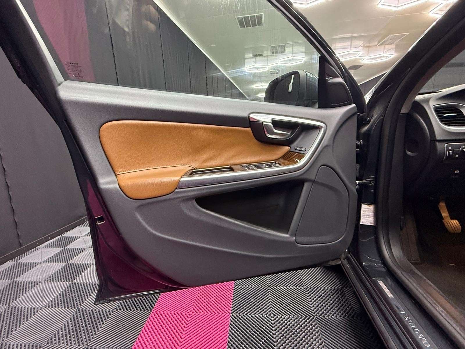 Volvo S60 S60 1.6/ Cuir/ Garantie 12 Mois