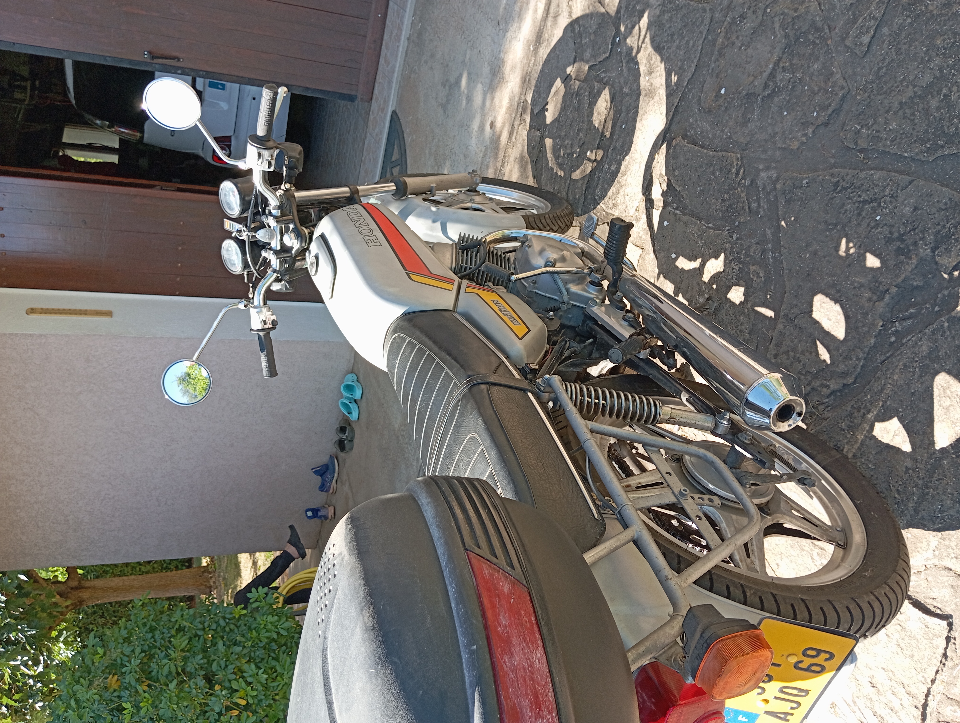 HONDA CB