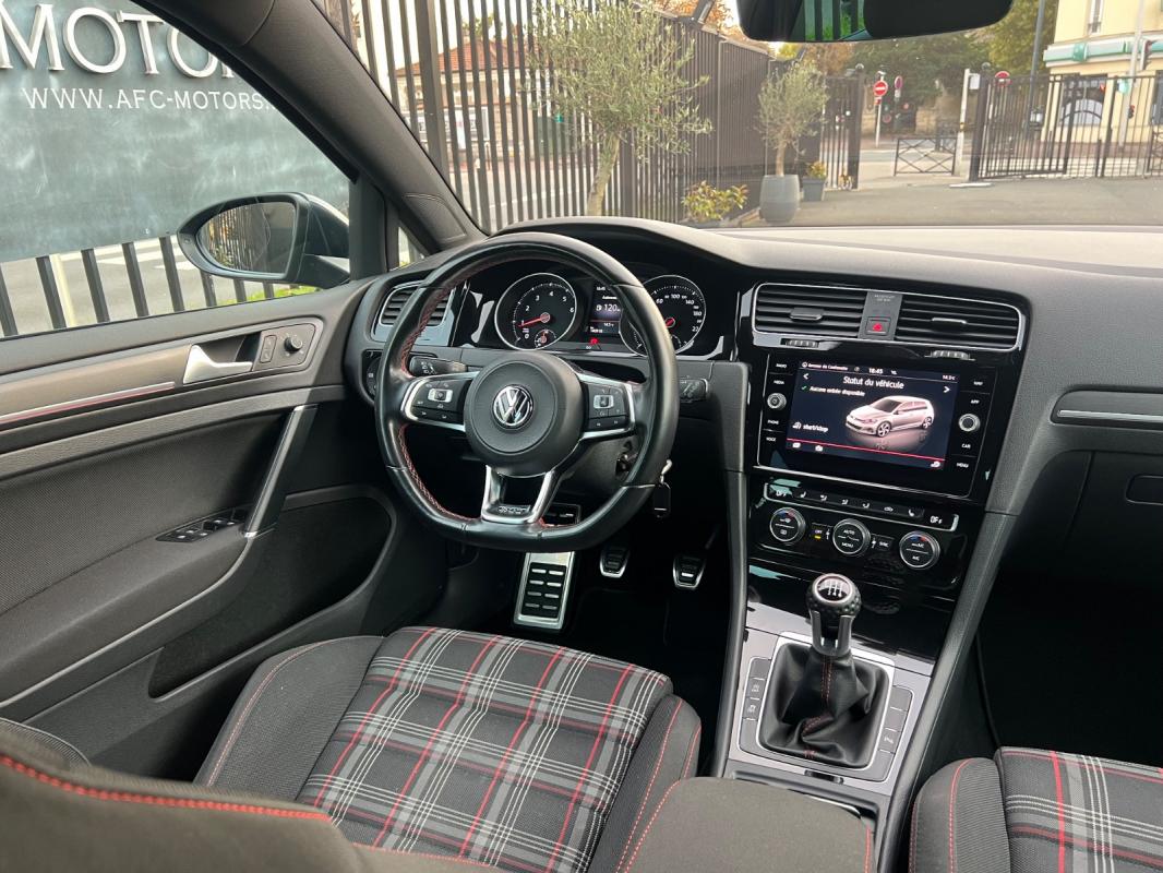 Volkswagen Golf VII GTI BVM 6 230 Ch