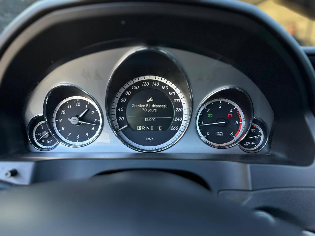 Mercedes-Benz Classe E II (A207) 220 CDI Executive BE 7GTro+