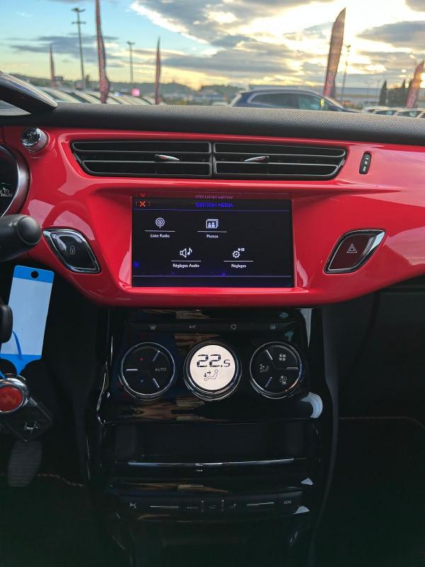Ds 3 PureTech 130 S&S BVM6 Ines de la Fressange