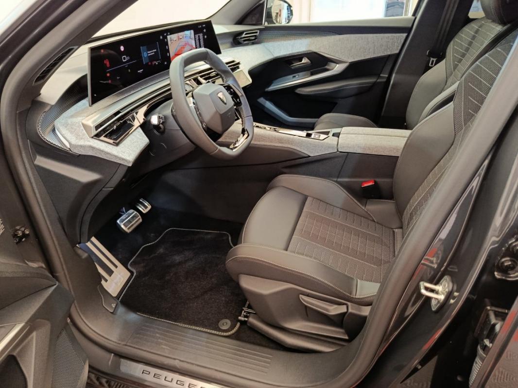 Peugeot 3008 III 1.2 HYBRID 145 E-DCS6 GT