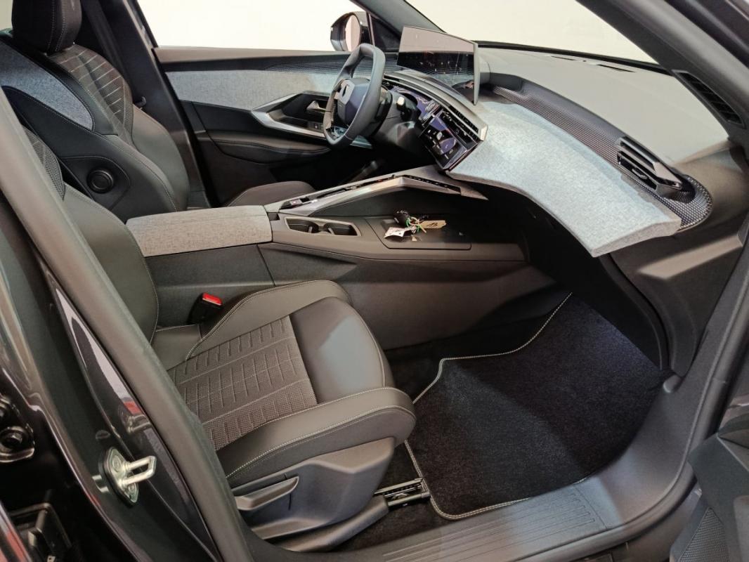 Peugeot 3008 III 1.2 HYBRID 145 E-DCS6 GT