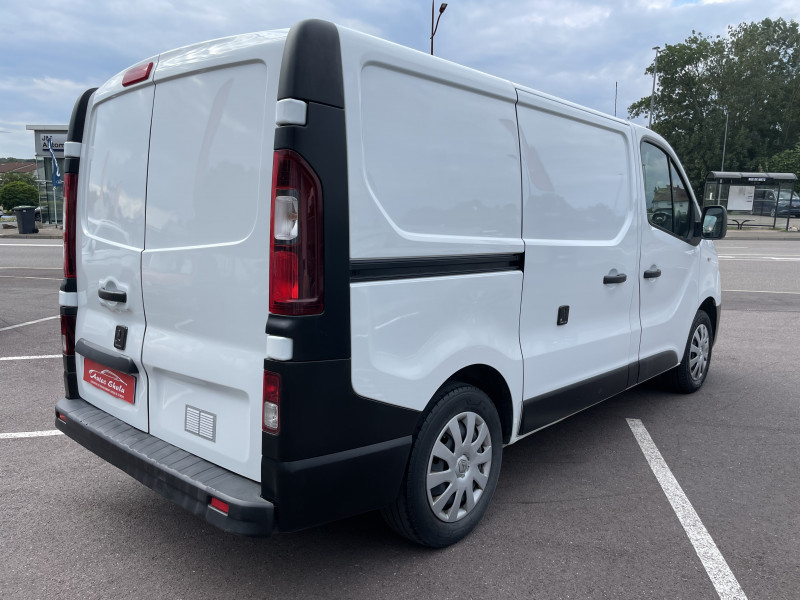 Renault TRAFIC III FG / PRIX HT 16 650 / L1H1 1200 2.0 DCI 120CH CONFORT E6
