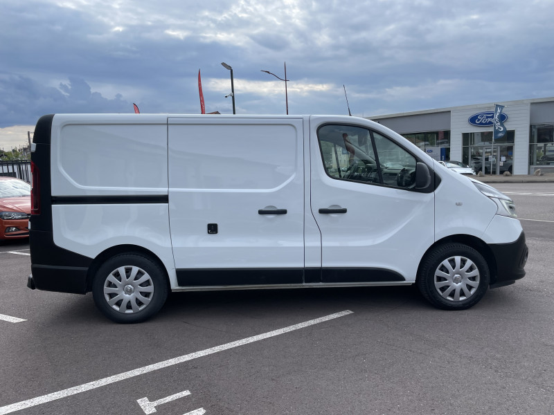 Renault TRAFIC III FG / PRIX HT 16 650 / L1H1 1200 2.0 DCI 120CH CONFORT E6