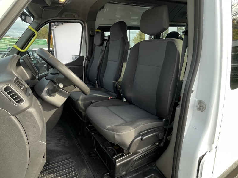 Renault MASTER III COMBI / PRIX HT 23 316,67 / F3500 L2H2 2.3 DCI 135CH 7CV