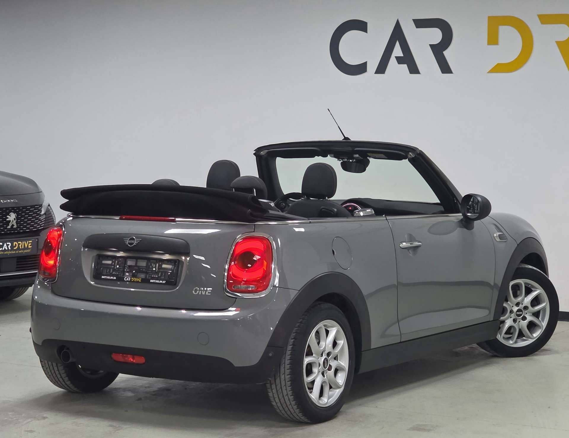 MINI Cooper D Cabrio Cabriolet 1.5 i CAPTEUR/ECLAIRAGE AMBIANCE/CRUISE