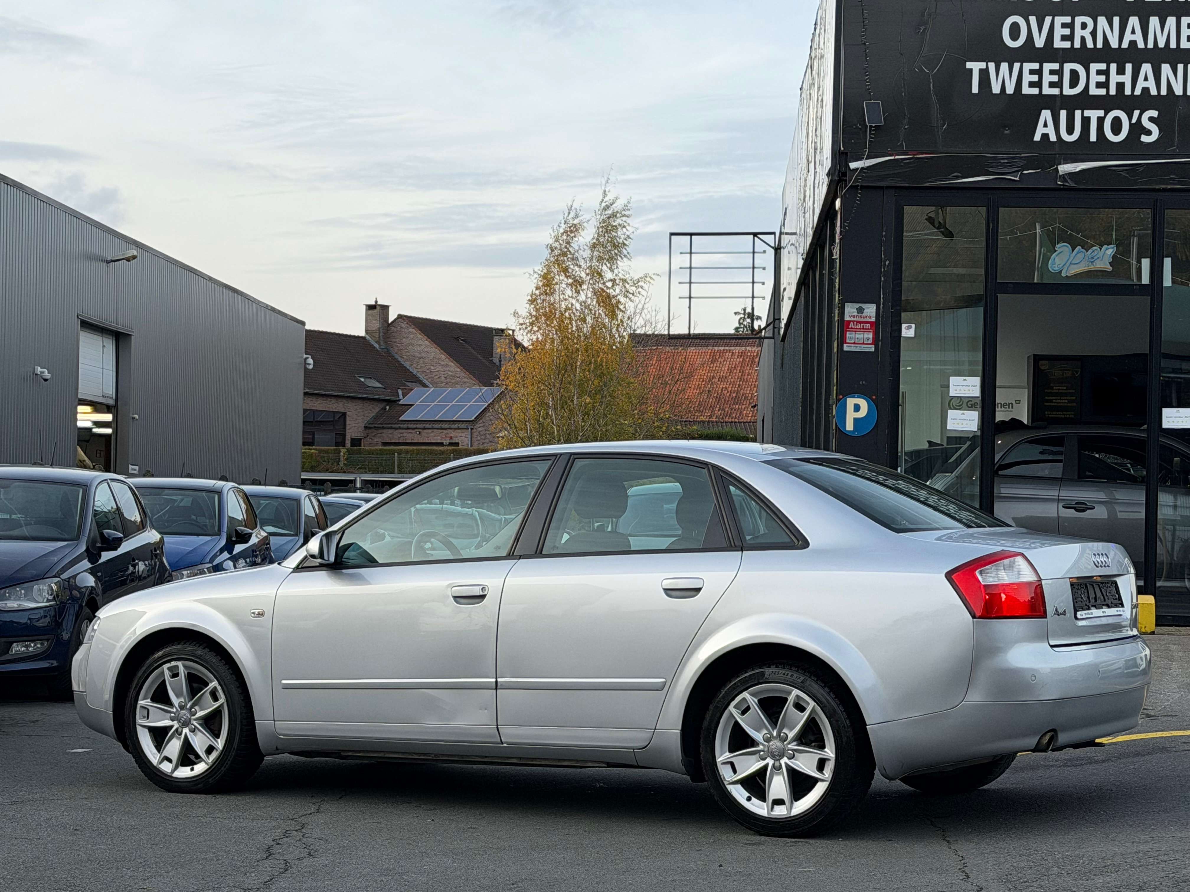 Audi A4 A4 2.0i 16v FSI*Boîte automatiqu* garantie 12M*