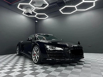 Audi R8 V10 5.2 SPYDER 525 QUATTRO R-TRONIC