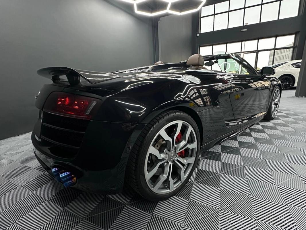 Audi R8 V10 5.2 SPYDER 525 QUATTRO R-TRONIC