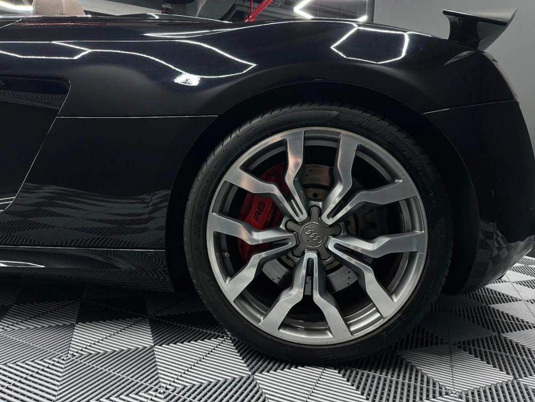 Audi R8 V10 5.2 SPYDER 525 QUATTRO R-TRONIC