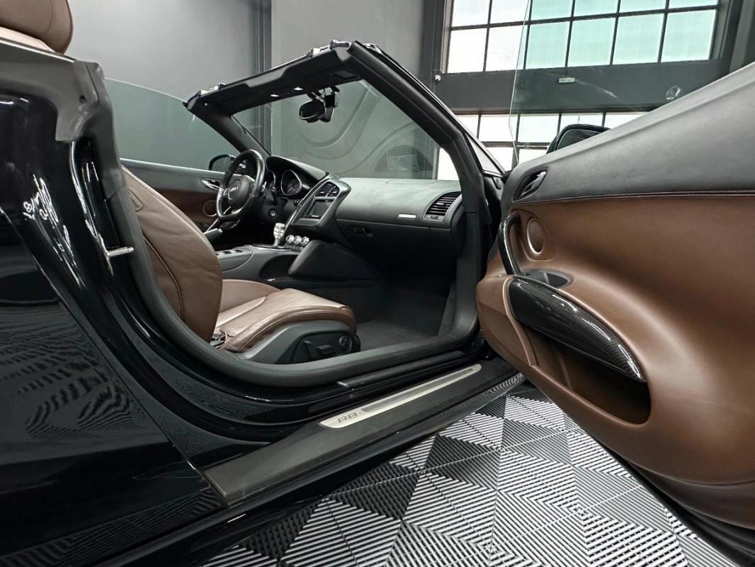 Audi R8 V10 5.2 SPYDER 525 QUATTRO R-TRONIC