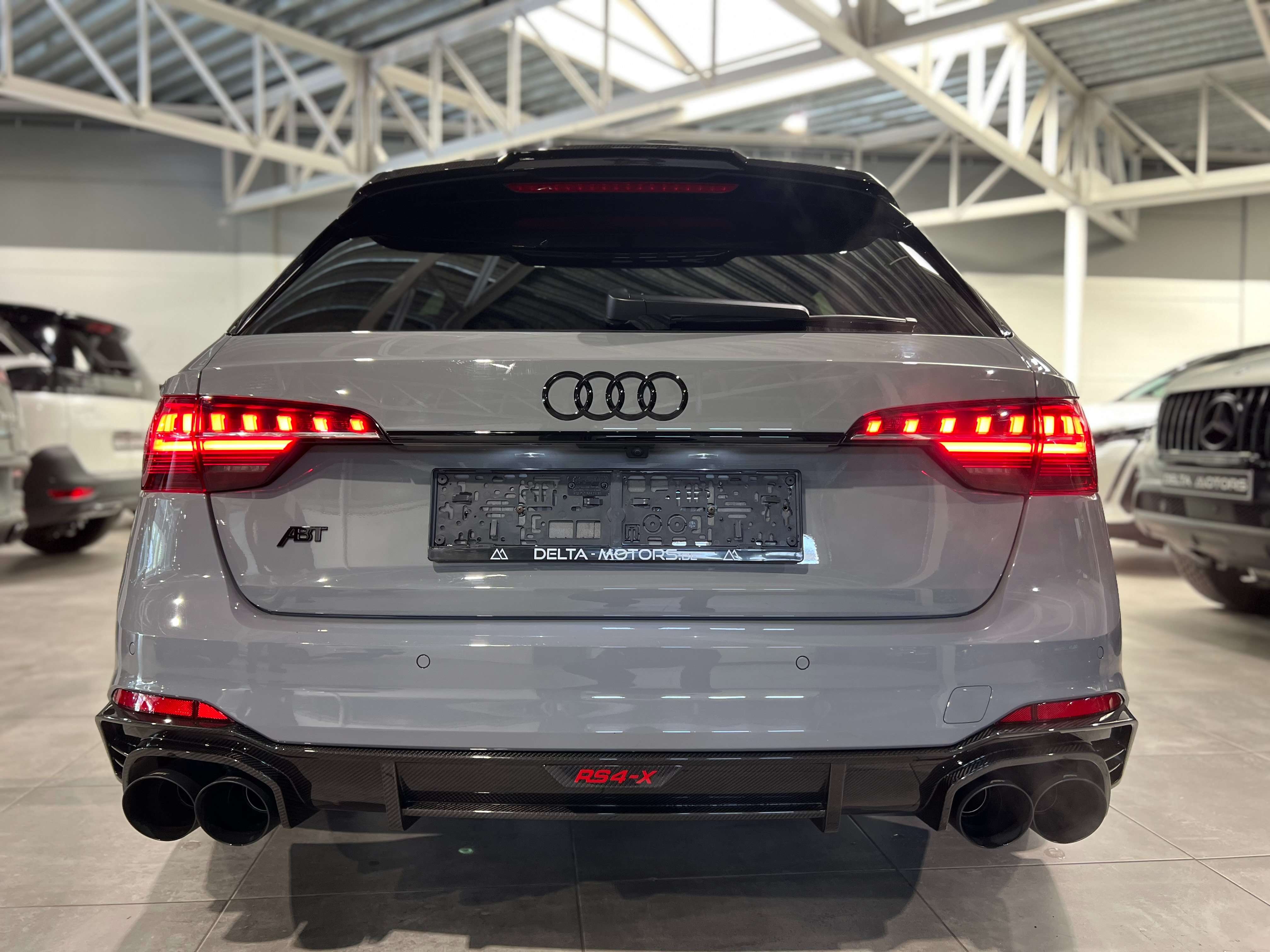 Audi RS4 RS4 ABT Avant quattro tiptronic