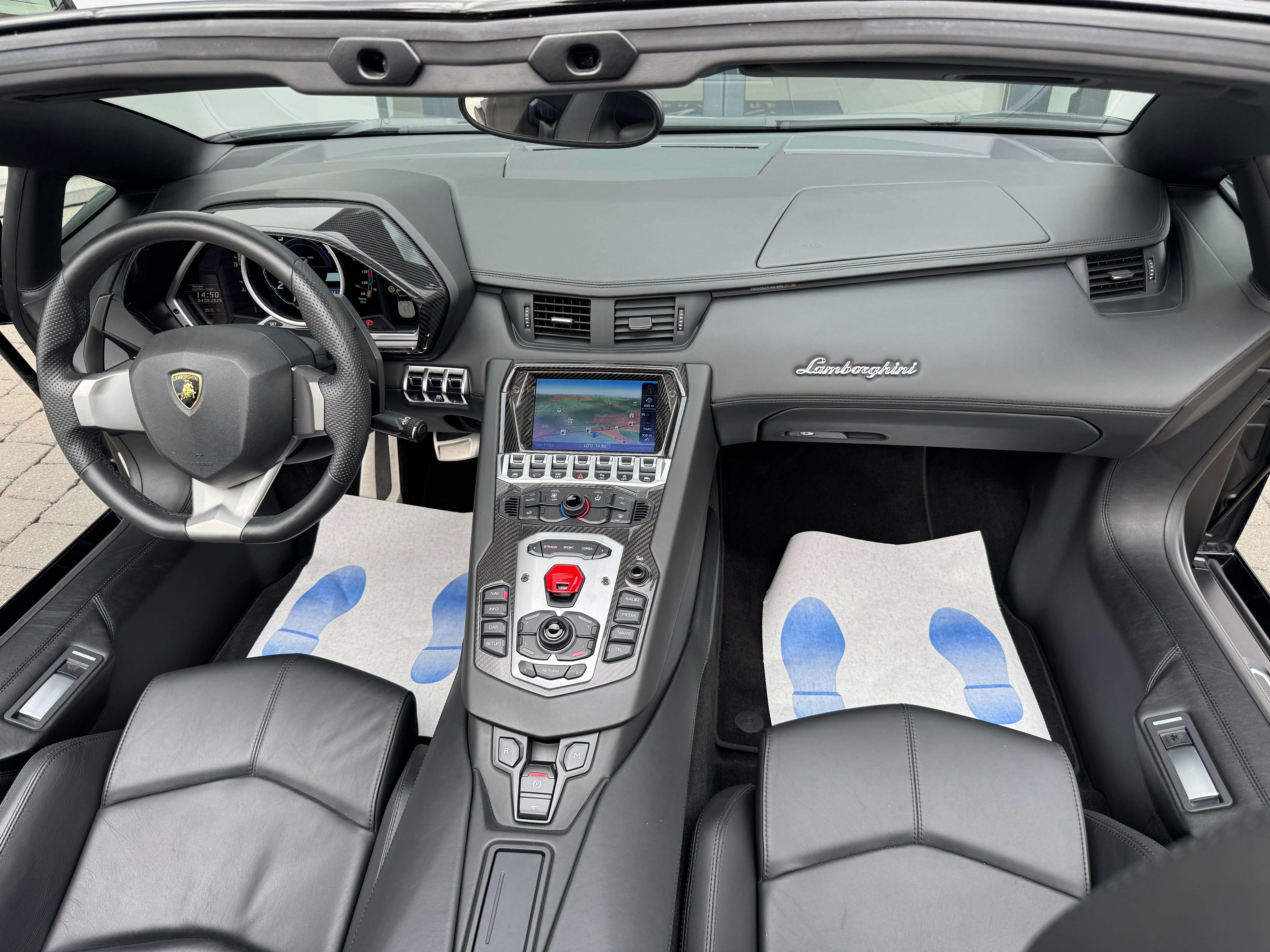 Lamborghini Aventador 6.5i V12 LP700-4*CARBON*LIFT*CAMERA AR*GPS*XENON*