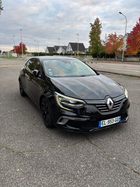 Renault Megane IV 1.2 TCE 130 ENERGY INTENS EDC
