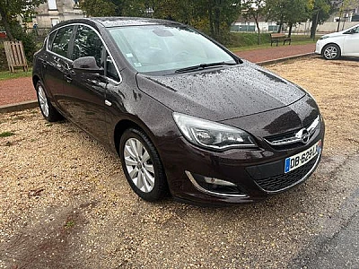 Opel Astra IV (2) 2.0 CDTI 165 FAP COSMO BVA