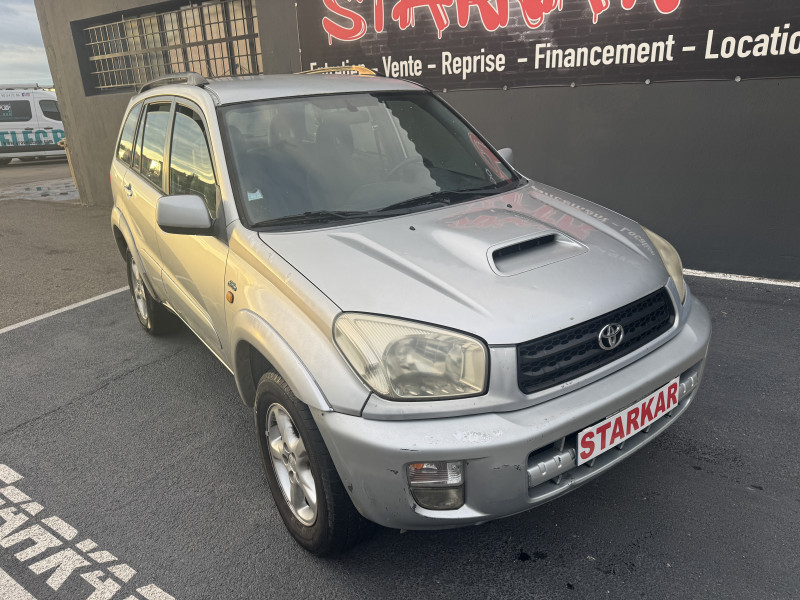 Toyota RAV4 115 D-4D GX 5P