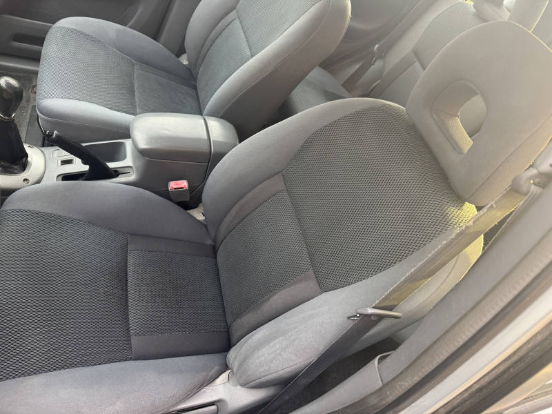 Toyota RAV4 115 D-4D GX 5P