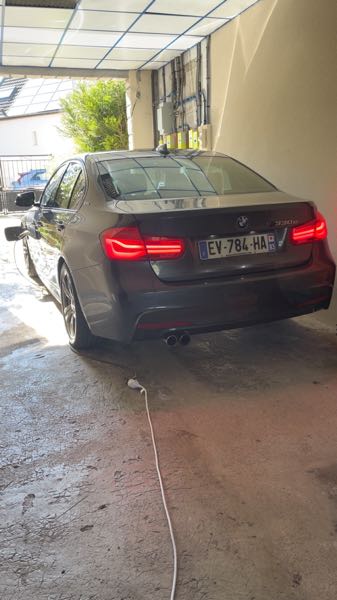 Bmw Serie 3 BMW 330e F30 LCI Pack M
