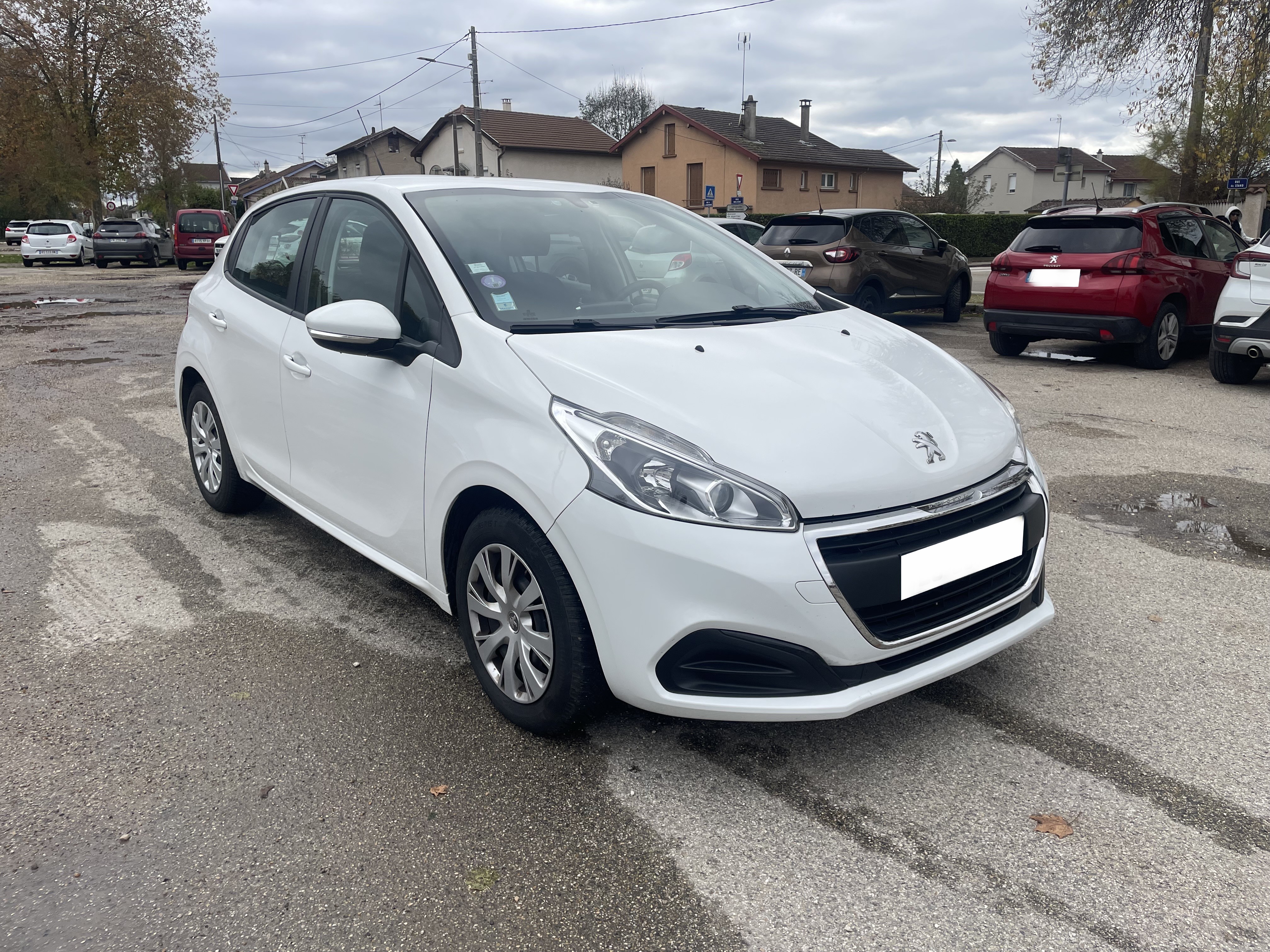 Peugeot 208 1.2 VTI 82 ALLURE 5P