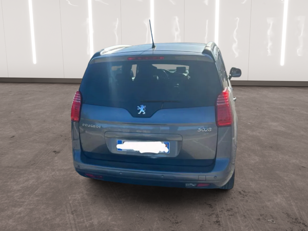 Peugeot 5008 (2) 2.0 BLUEHDI 150 ALLURE 7PL