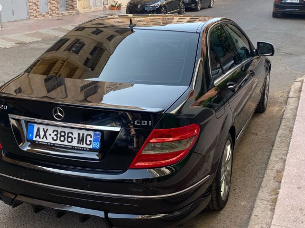 Mercedes-Benz Classe C IV 220 CDI AVANTGARDE ligne AMG