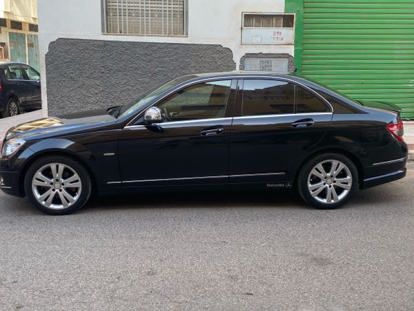 Mercedes-Benz Classe C IV 220 CDI AVANTGARDE ligne AMG