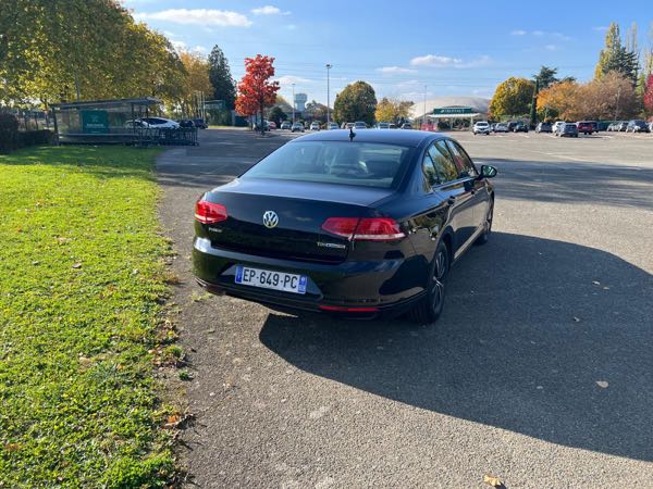 Volkswagen Passat VIII 1.6 TDI 120 BLUEMOTION TECHNOLOGY BUSINESS