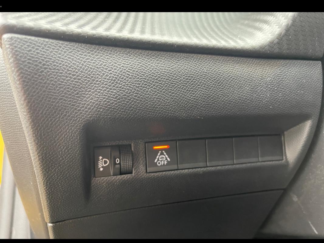 Peugeot 208 PureTech 75 SS BVM5 Active Pack