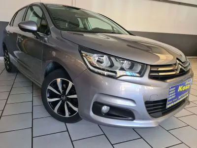 Citroen C4 1.2 PureTech/NAVIGATION//CARNET ENTRETIEN/GARANTIE
