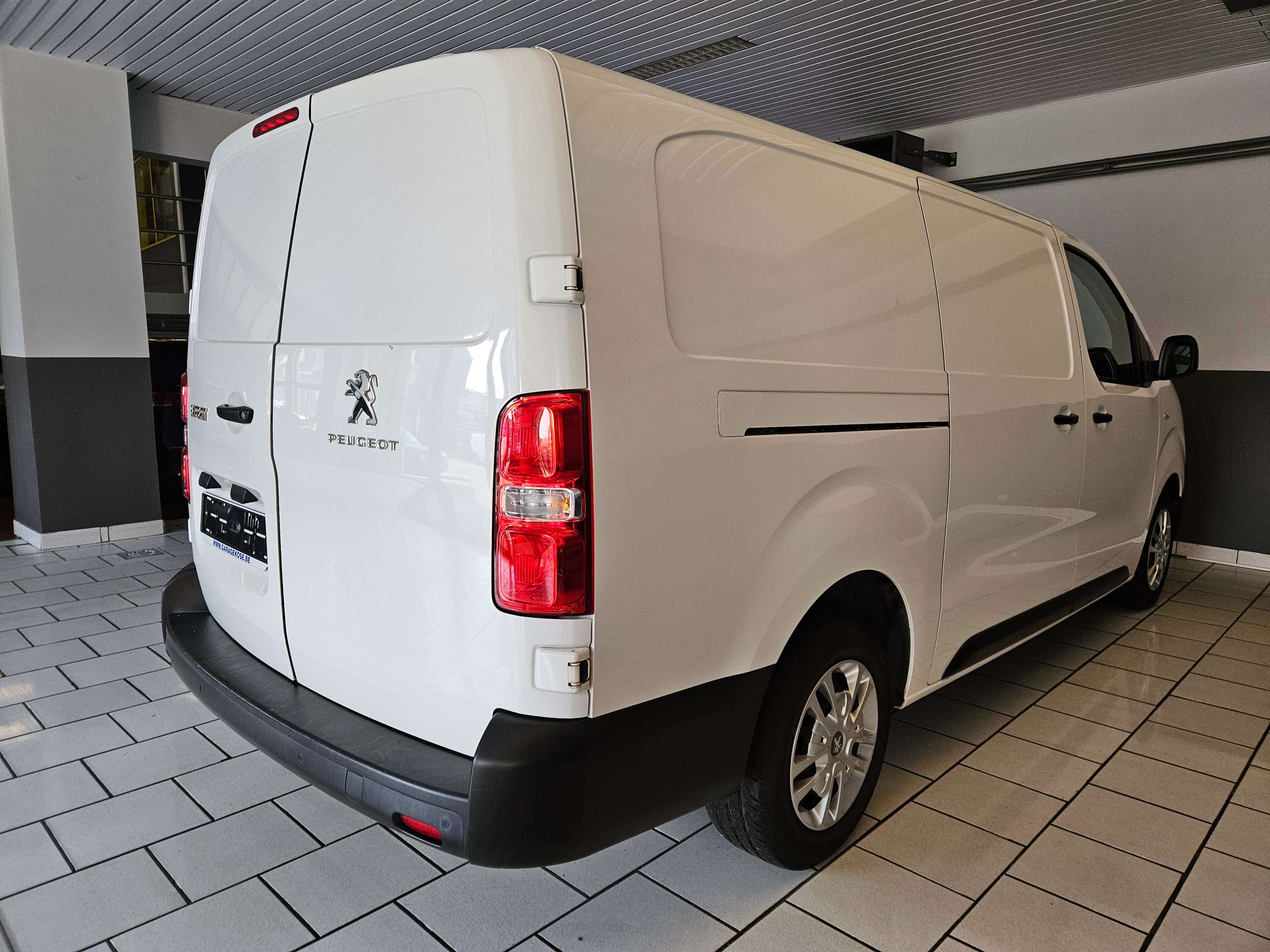 Peugeot Expert 20HDI//3 PLACES/CLIMATISATION//BLUTHOOTH//L3H1