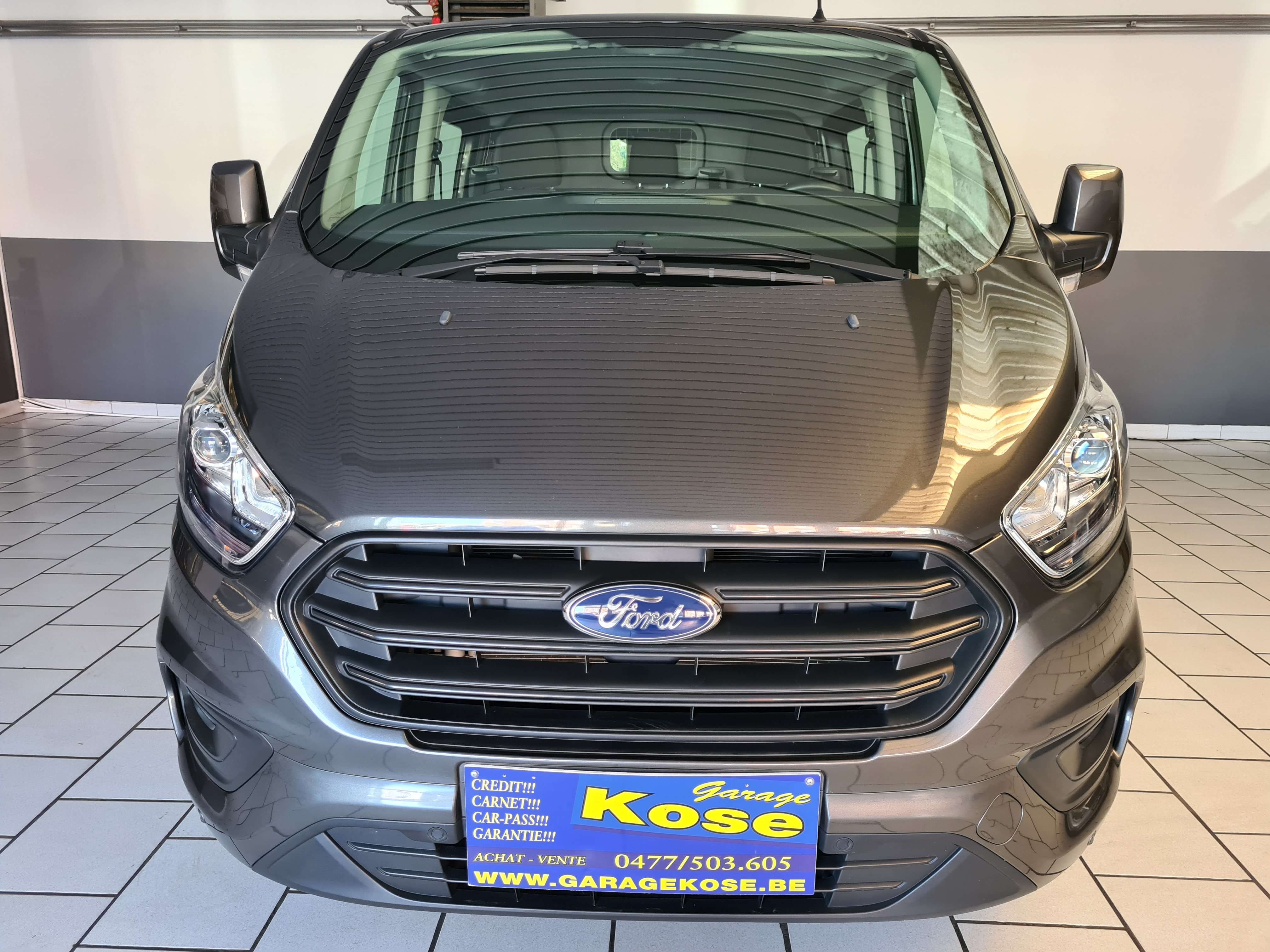 Ford Transit Custom DBL CABINE// UTILITAIRE 5 PL// CLIM// FAIBLE KM