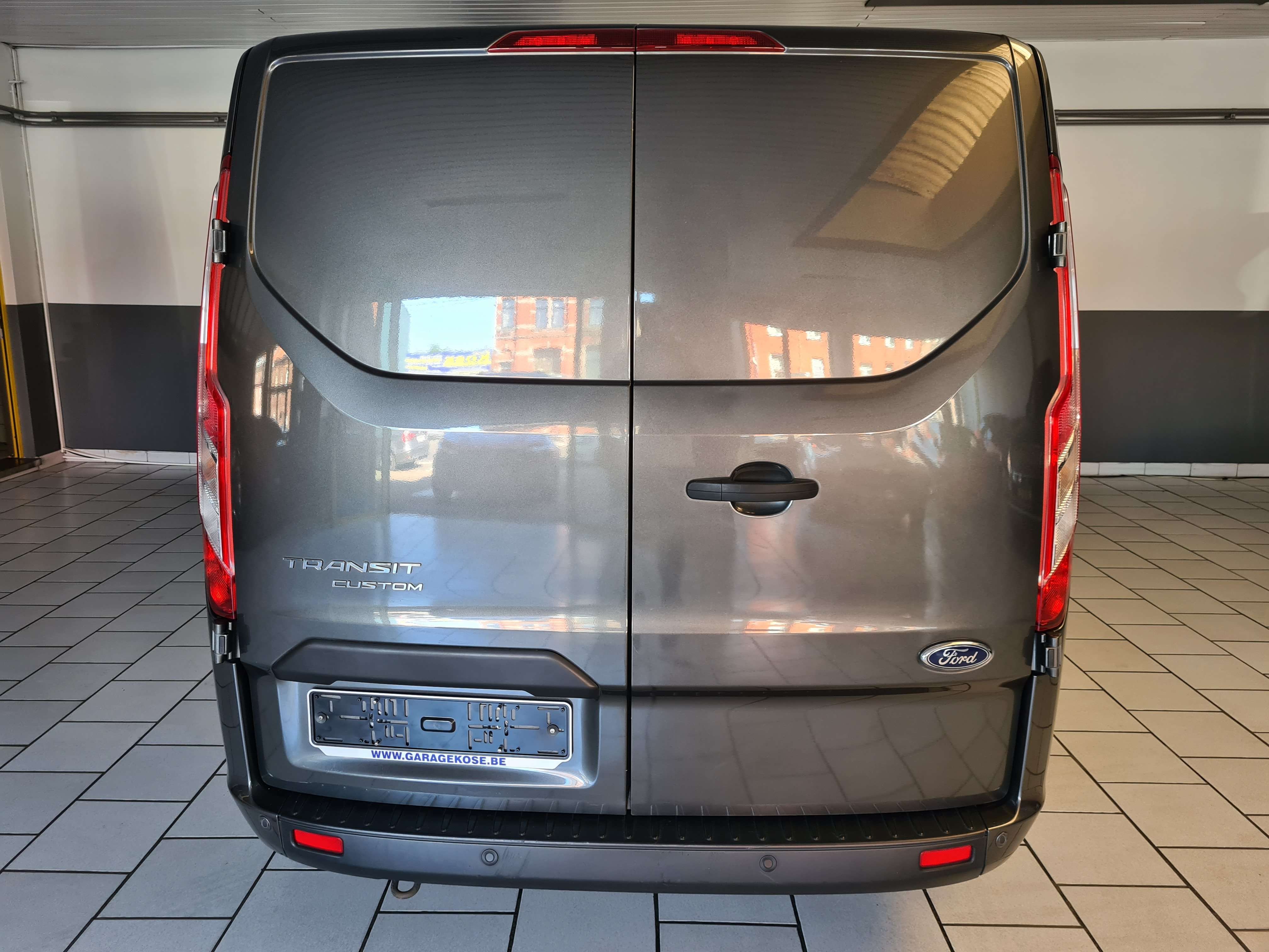 Ford Transit Custom DBL CABINE// UTILITAIRE 5 PL// CLIM// FAIBLE KM