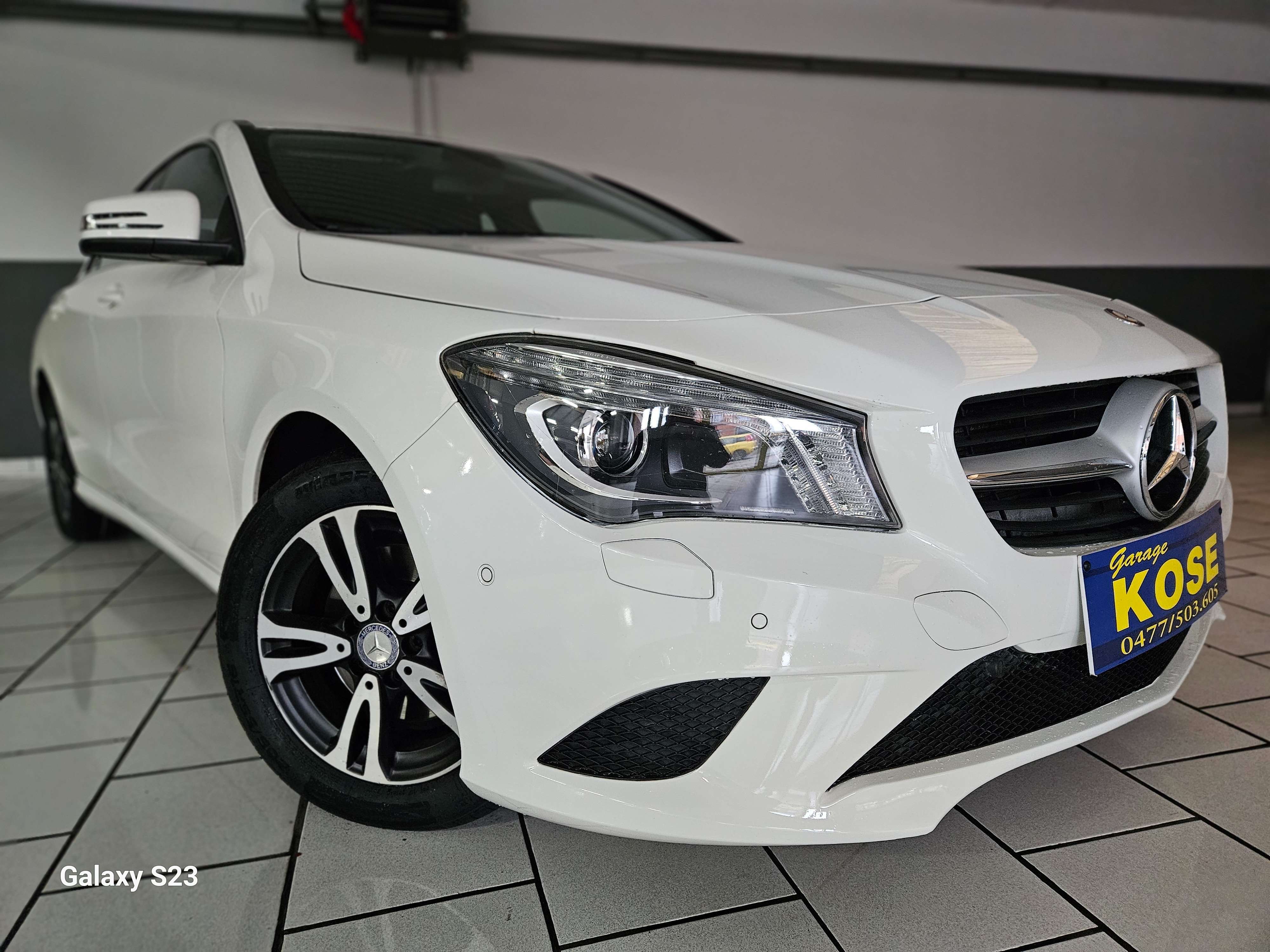Mercedes-Benz CLA 180 CLA180//CUIR+TISSU/CLIM/NAVIGATION//XENON/CAR-PASS