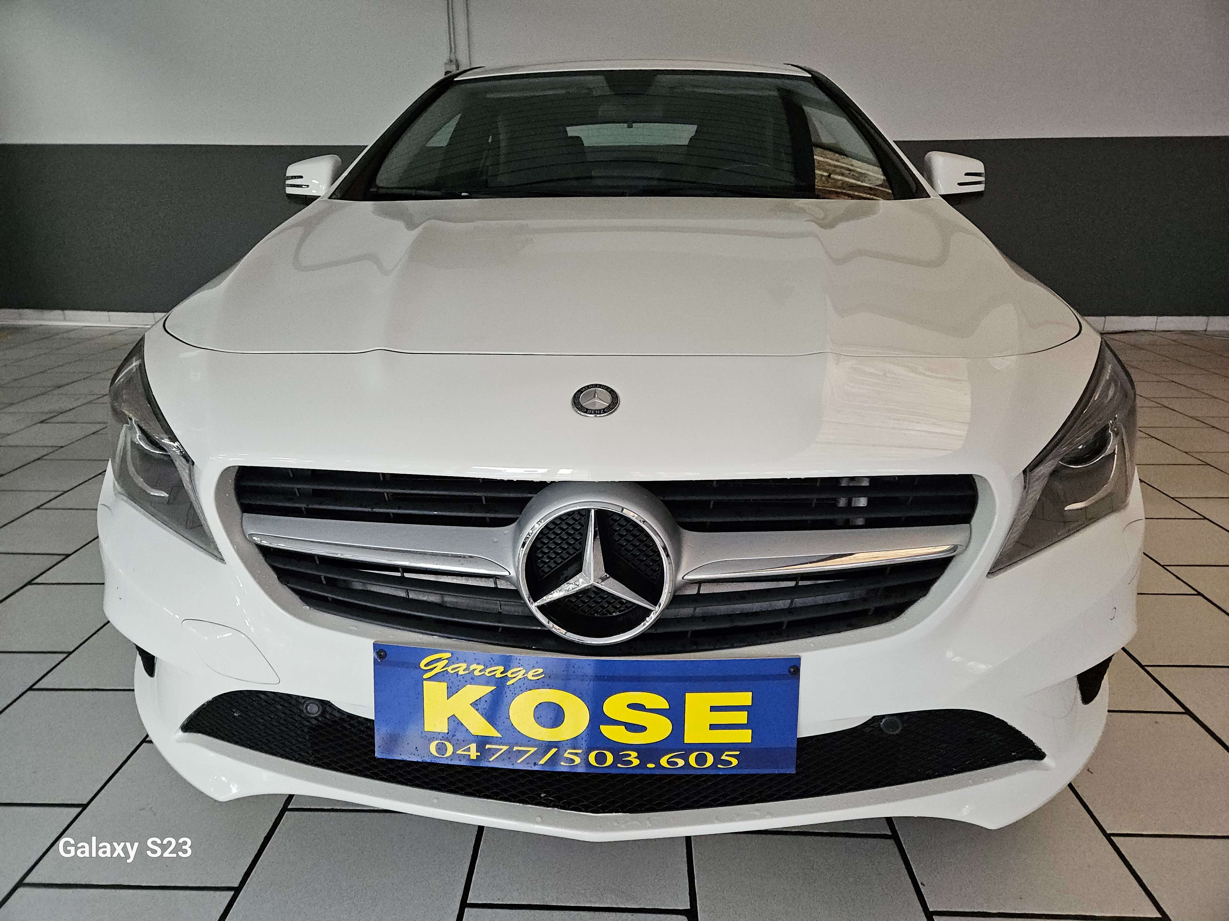 Mercedes-Benz CLA 180 CLA180//CUIR+TISSU/CLIM/NAVIGATION//XENON/CAR-PASS