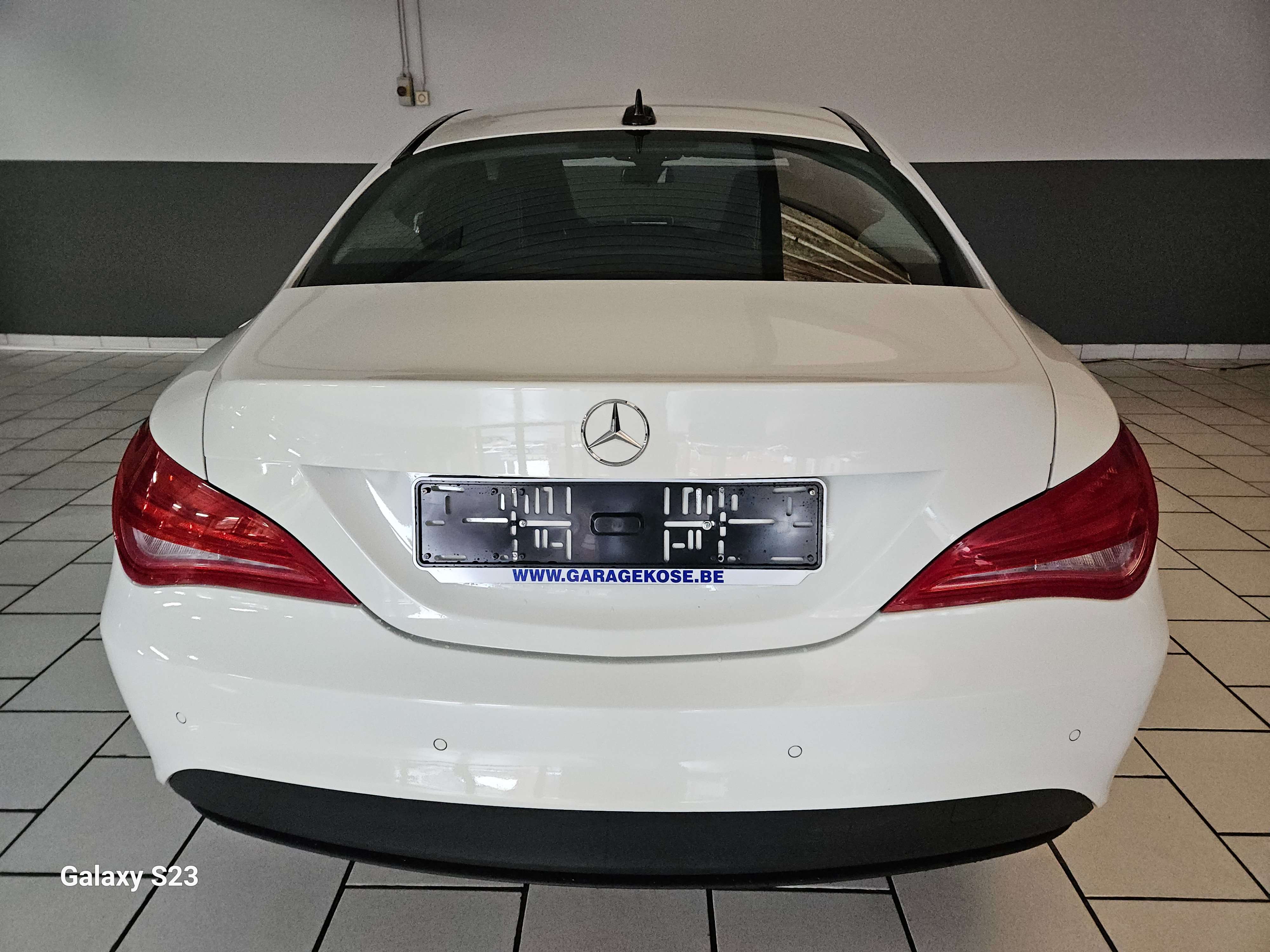 Mercedes-Benz CLA 180 CLA180//CUIR+TISSU/CLIM/NAVIGATION//XENON/CAR-PASS
