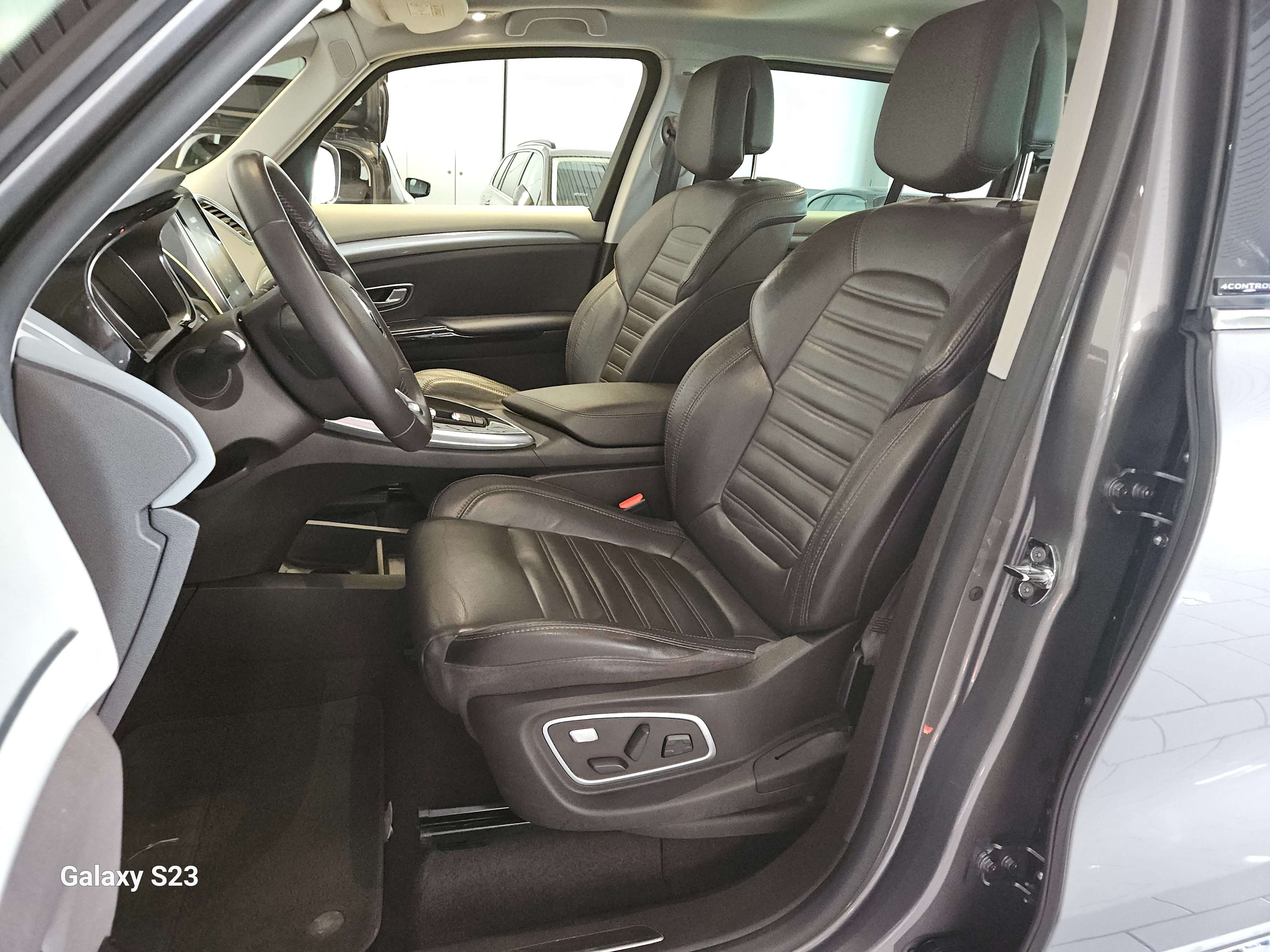 Renault Espace 1.6 dCi //PHARES LED/CUIR/NAVIGATION/EXPORT+PRIX MARCHAND