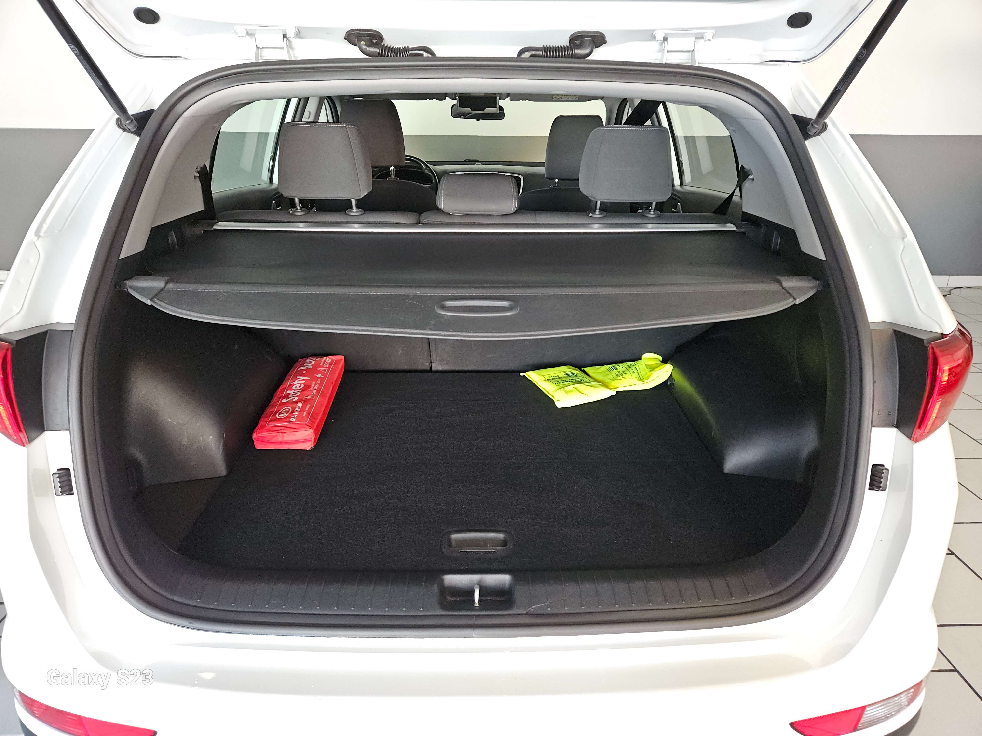 Kia Sportage 1.7 CRDi 2WD//CLIMATISATION//NAVIGARTION//CAR-PLAY