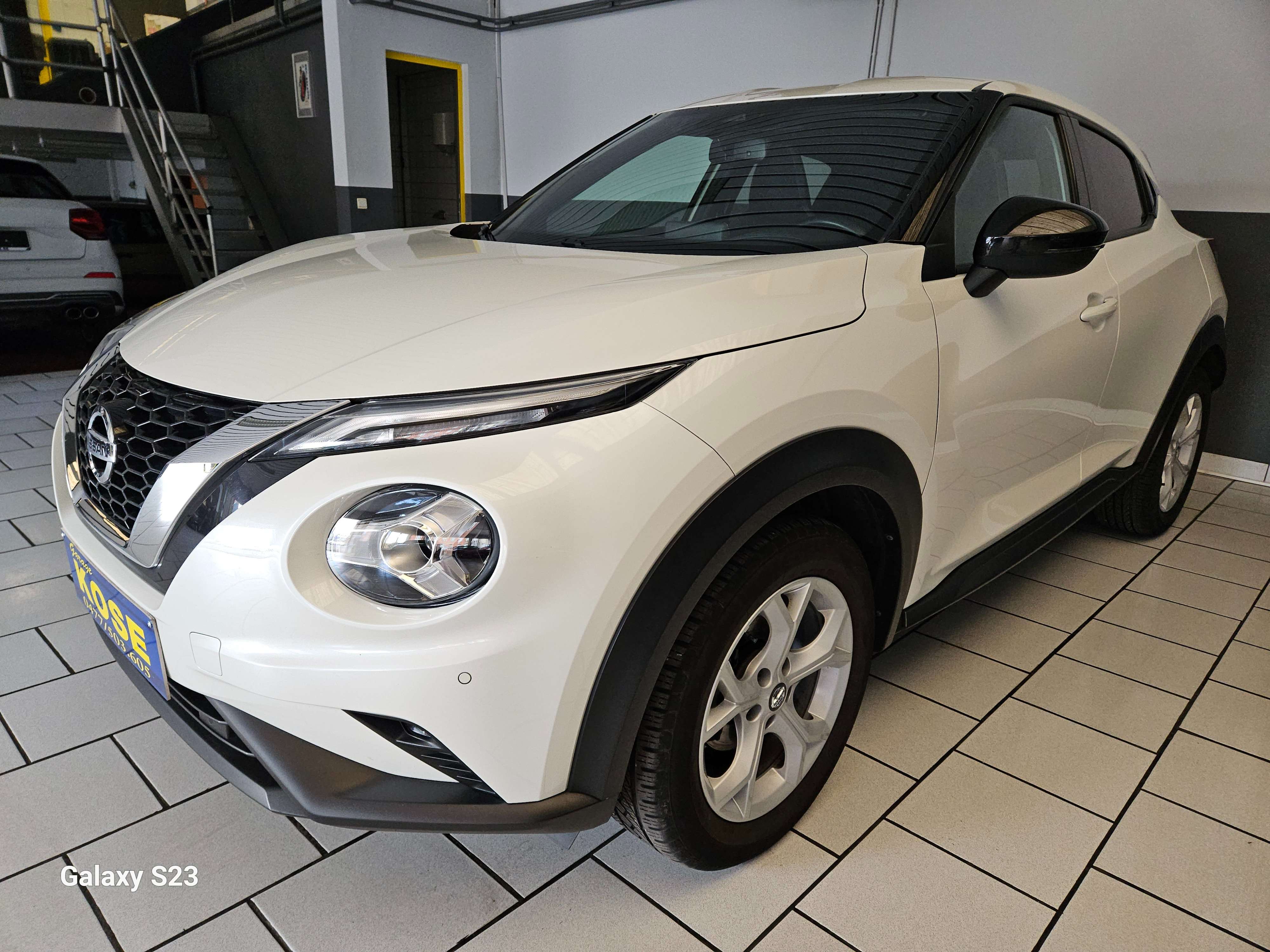 Nissan Juke 1.0 DIG-T 2WD//NAVI//CAR-PLAY//GARANTIE//CAR-PASS