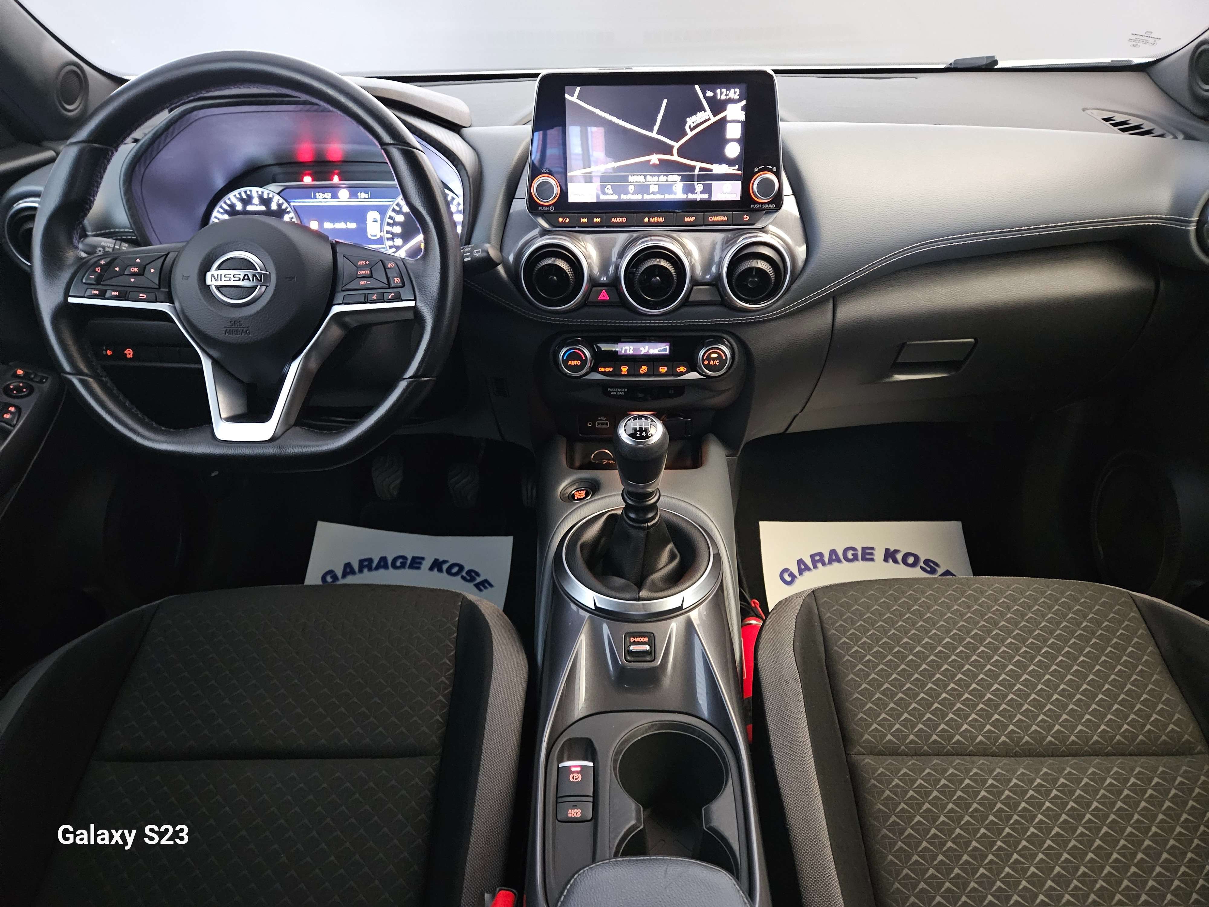 Nissan Juke 1.0 DIG-T 2WD//NAVI//CAR-PLAY//GARANTIE//CAR-PASS