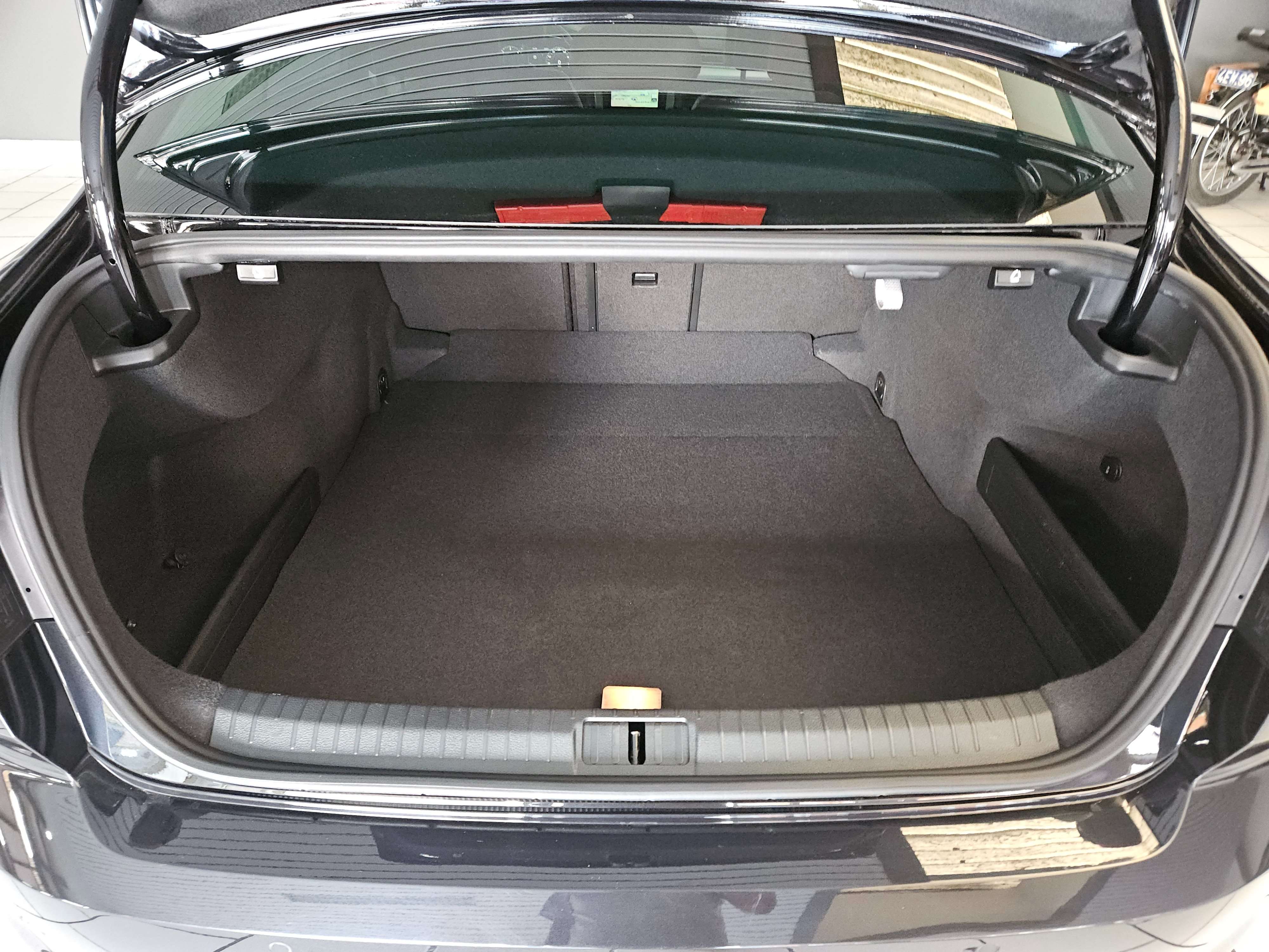 Volkswagen Passat 1.6 CR TDi//CUIR//PHARES LED//NAVIGATION//SUPERBE