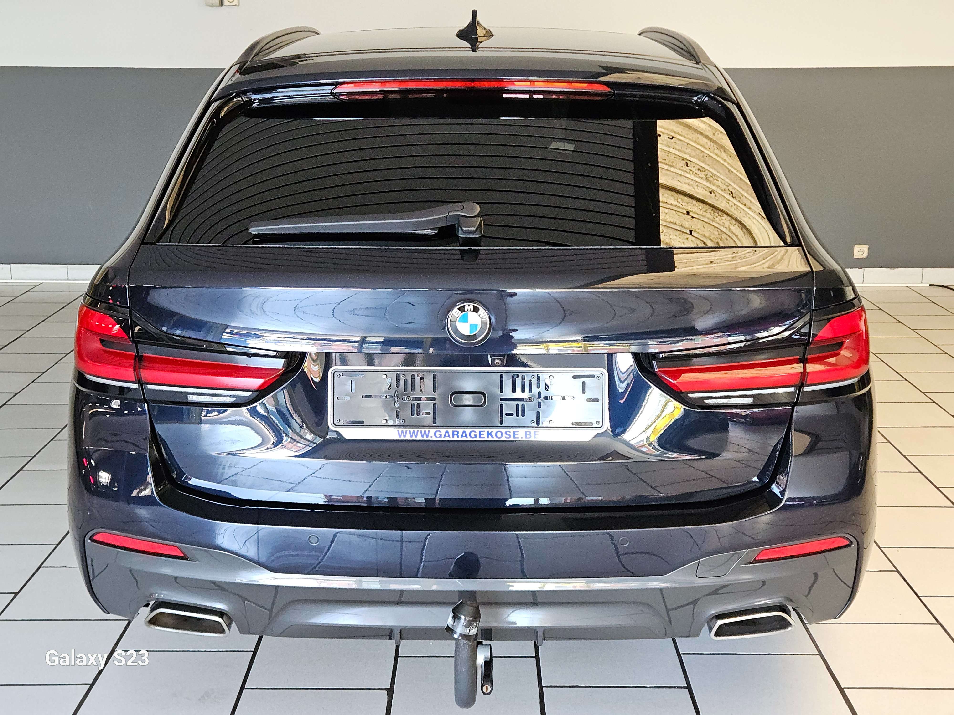 BMW 520 i PACK-M SPORT TOIT PANO COCKPIT AMBIANCE LED FULL