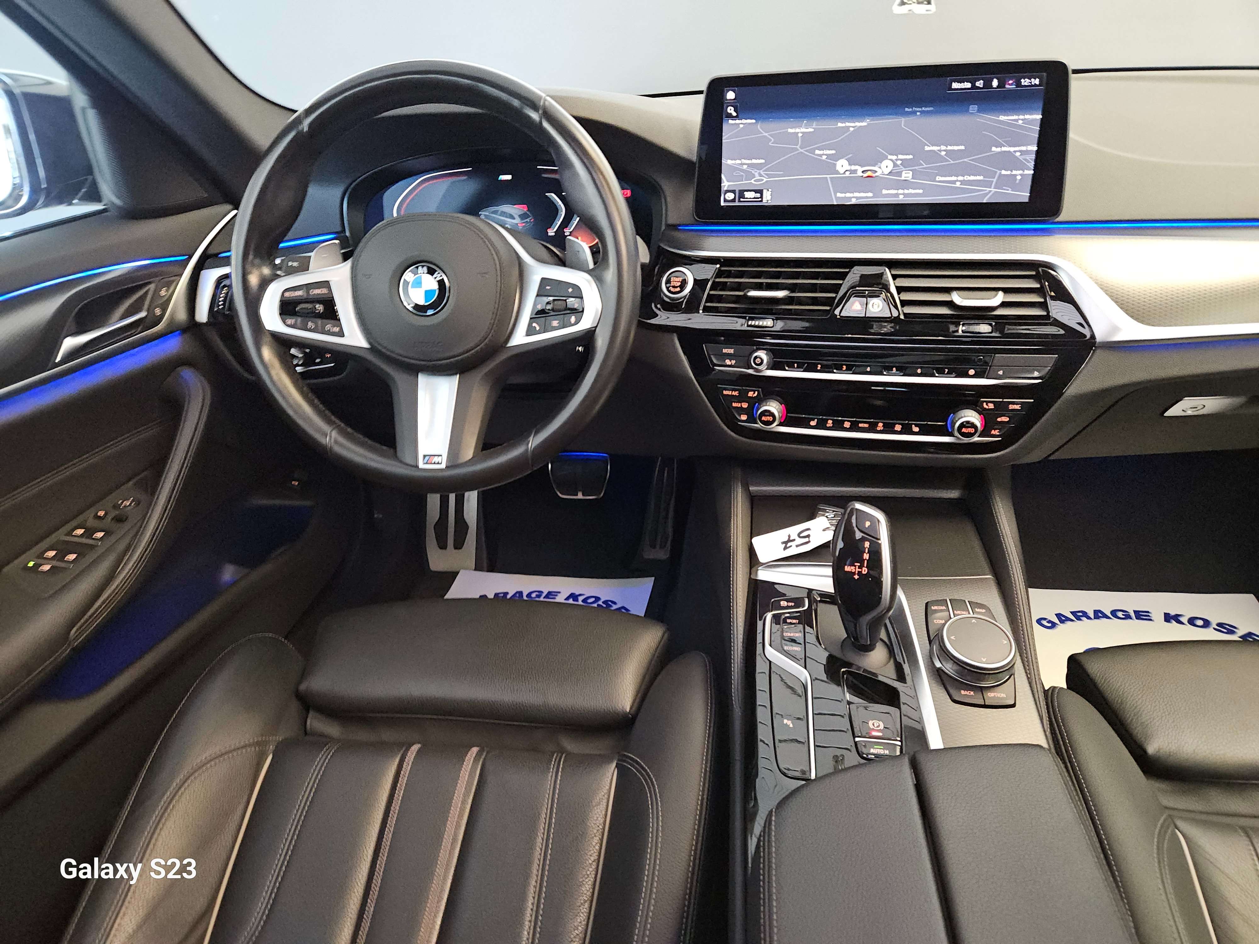 BMW 520 i PACK-M SPORT TOIT PANO COCKPIT AMBIANCE LED FULL