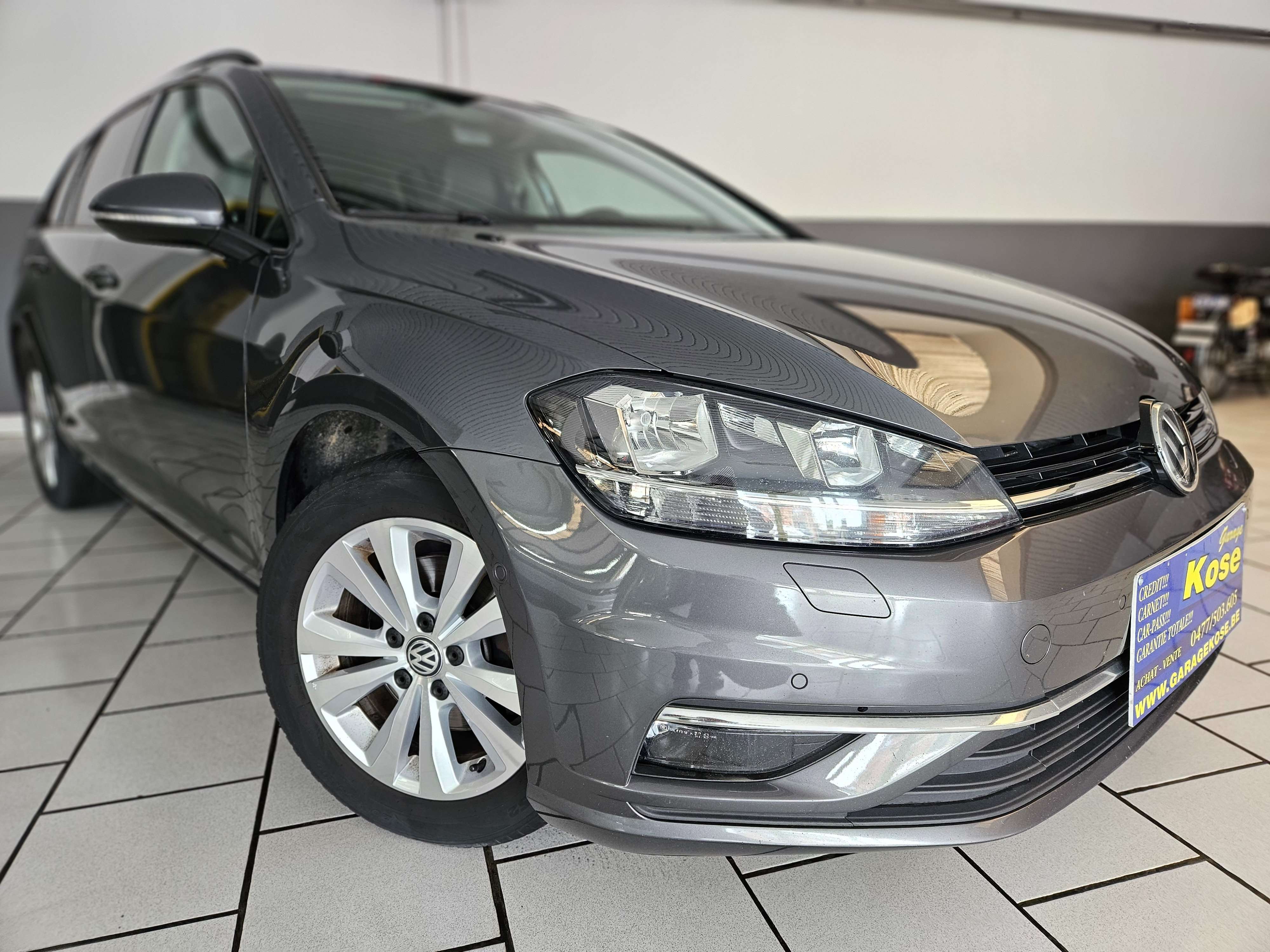 Volkswagen Golf Variant SW 1.0 TSI//NAVIGATION//CUIR//CARPLAY//CAR-PASS