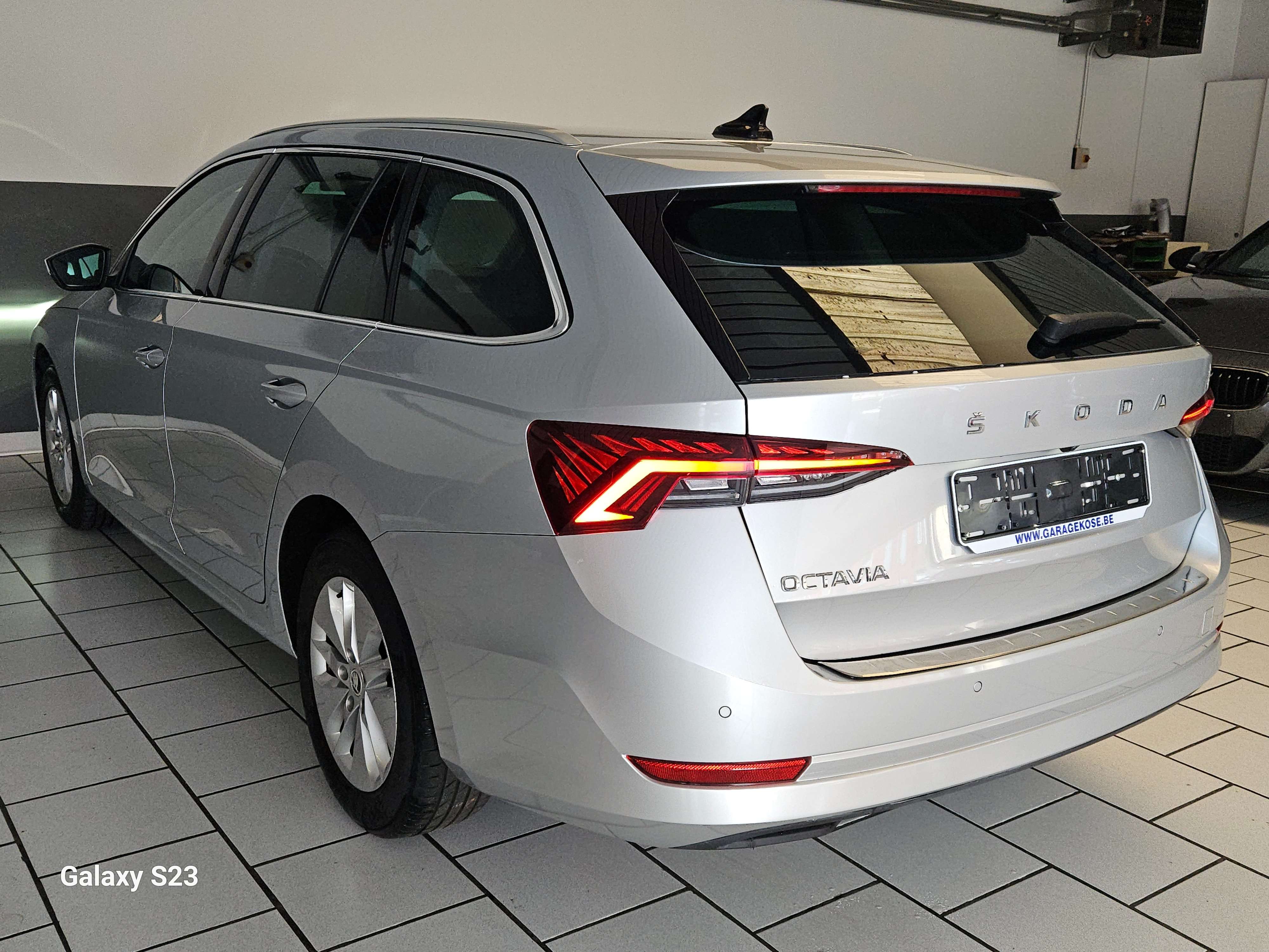 Skoda Octavia 2.0 TDi 116CVS+DSG//CARPLAY//1ERE MAIN/GARANTIE