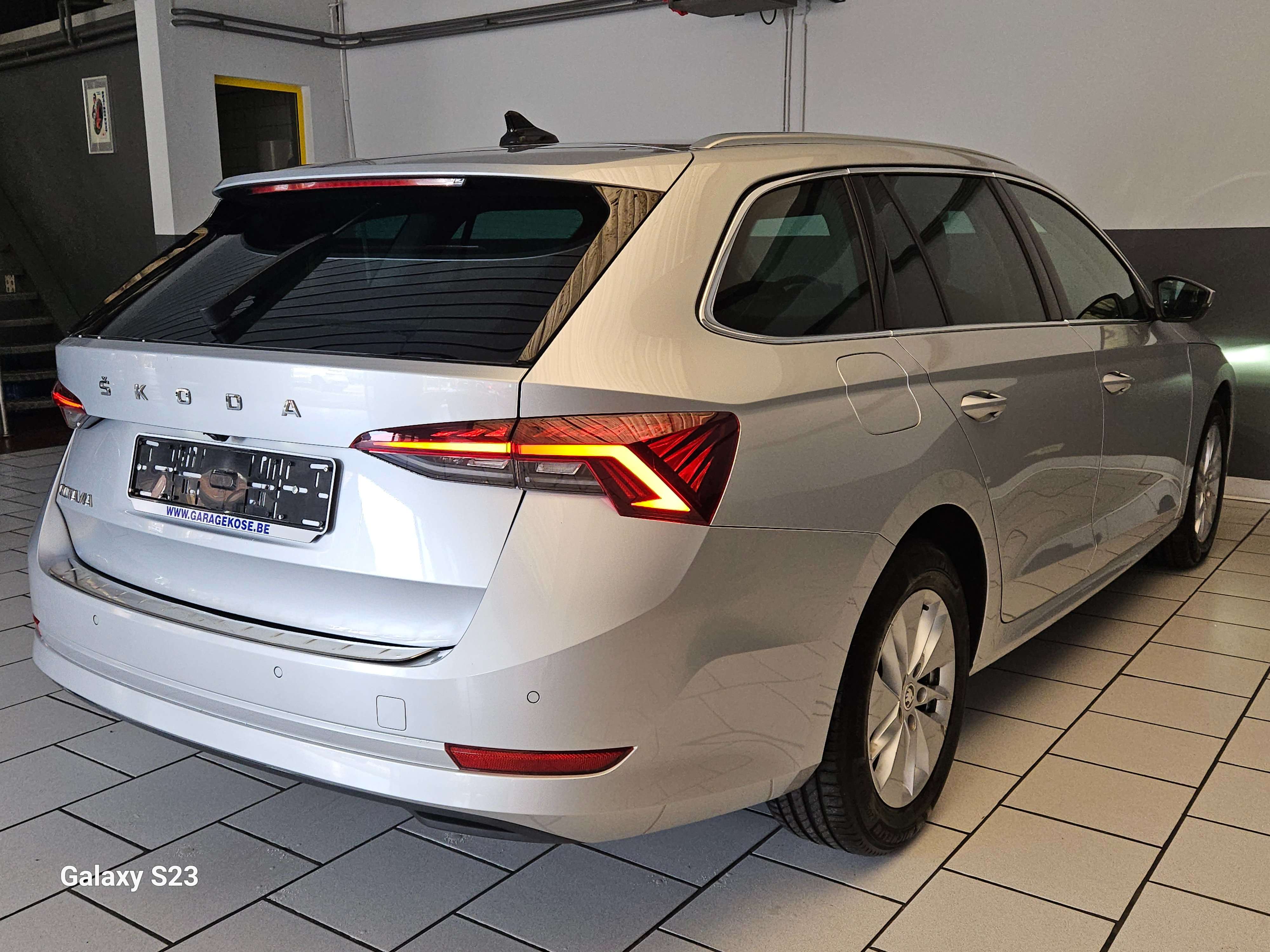 Skoda Octavia 2.0 TDi 116CVS+DSG//CARPLAY//1ERE MAIN/GARANTIE