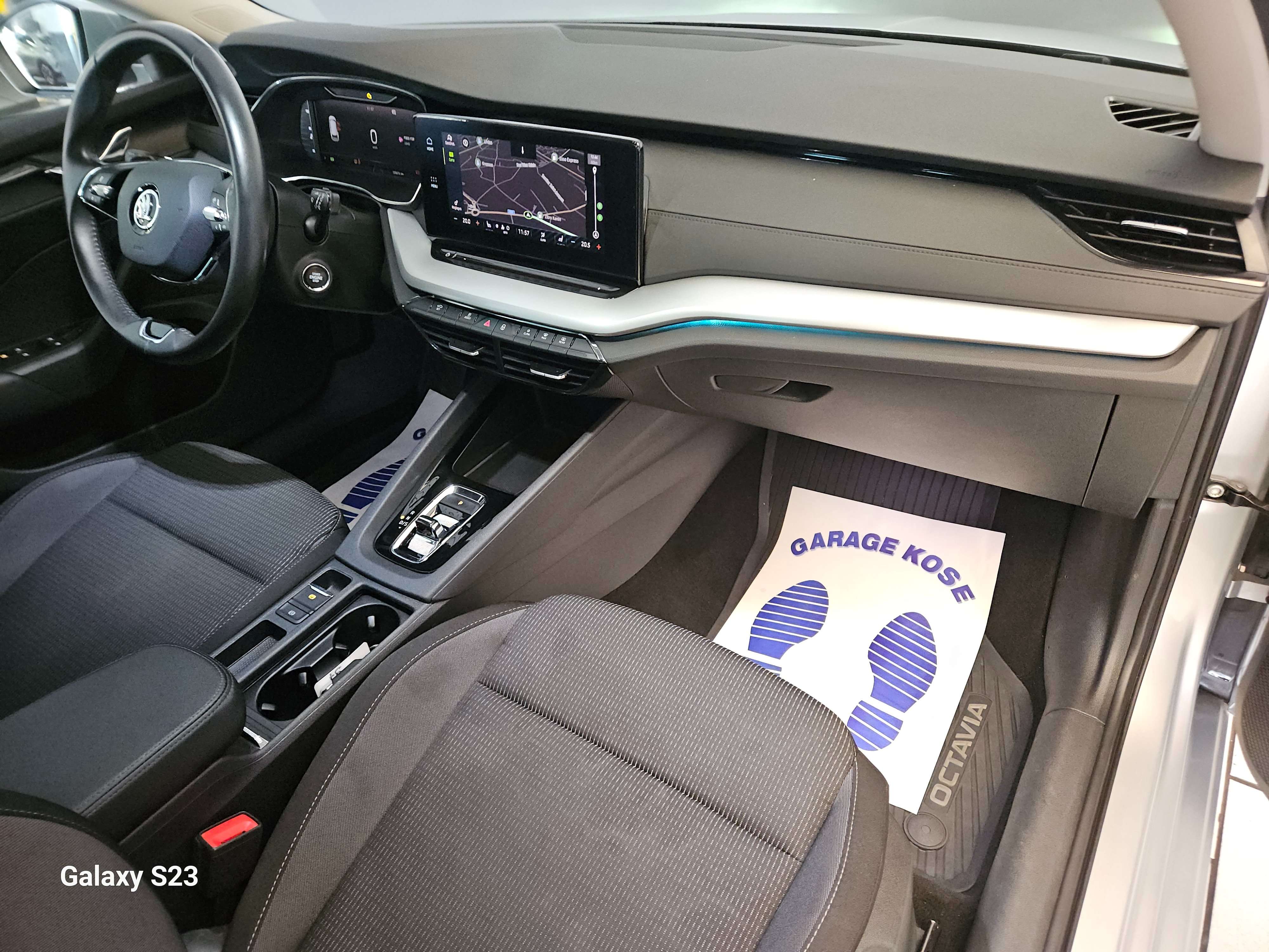 Skoda Octavia 2.0 TDi 116CVS+DSG//CARPLAY//1ERE MAIN/GARANTIE